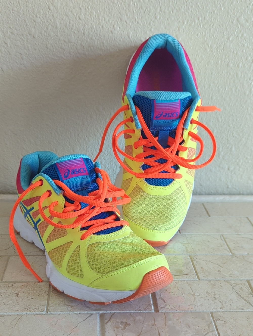 Asics Gel-Centauri Shoes